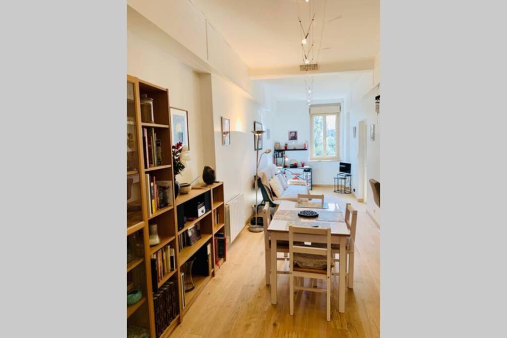 Apartamento Le Petit Blanc - Vue Sur Le Square Des Lions Beaune  Exterior foto